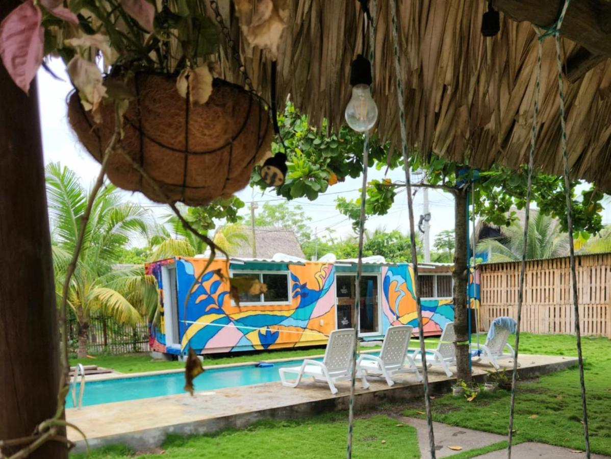 Green Belly Surf Hostel El Paredón Buena Vista Eksteriør bilde